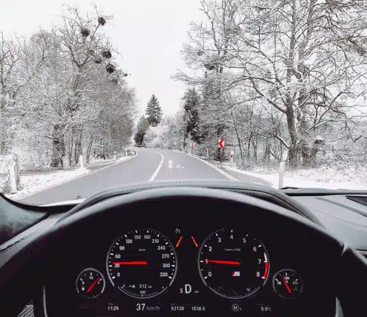 Puis-je conduire au Canada avec mon permis français ?